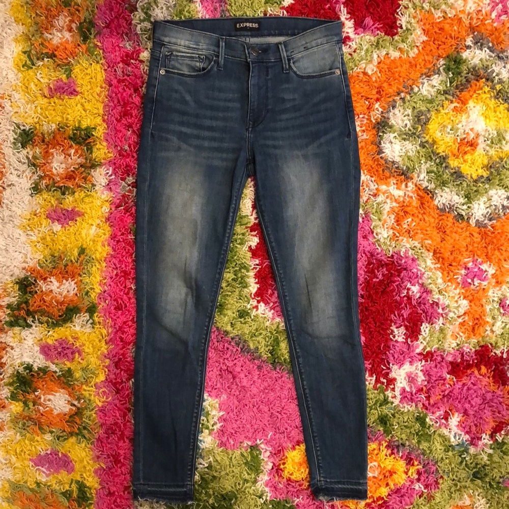 Expresss Mid-Rise Ankle Legging Jean, size 4